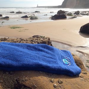 The Chatter Challenge Hand Towel – 700GSM – Ultimate Bamboo Collection (NAVY BLUE)